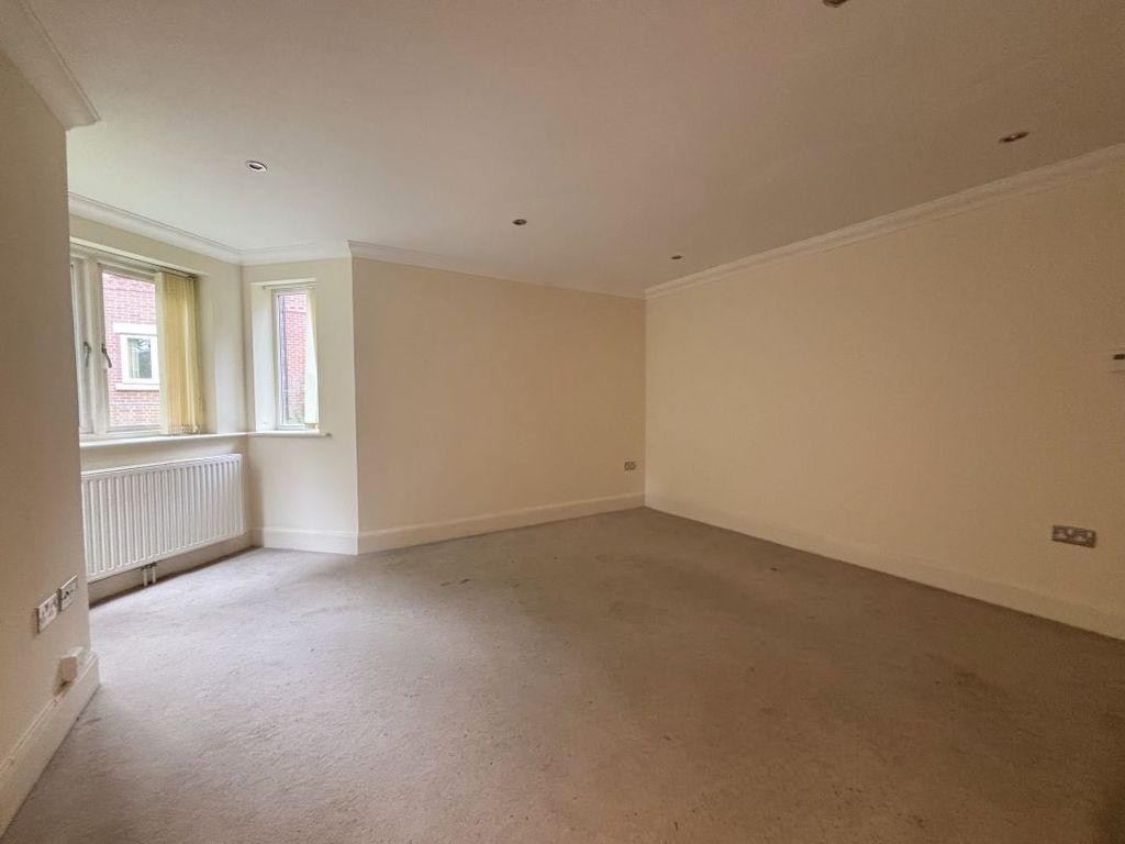 Property photo 3 of 10 Image 3