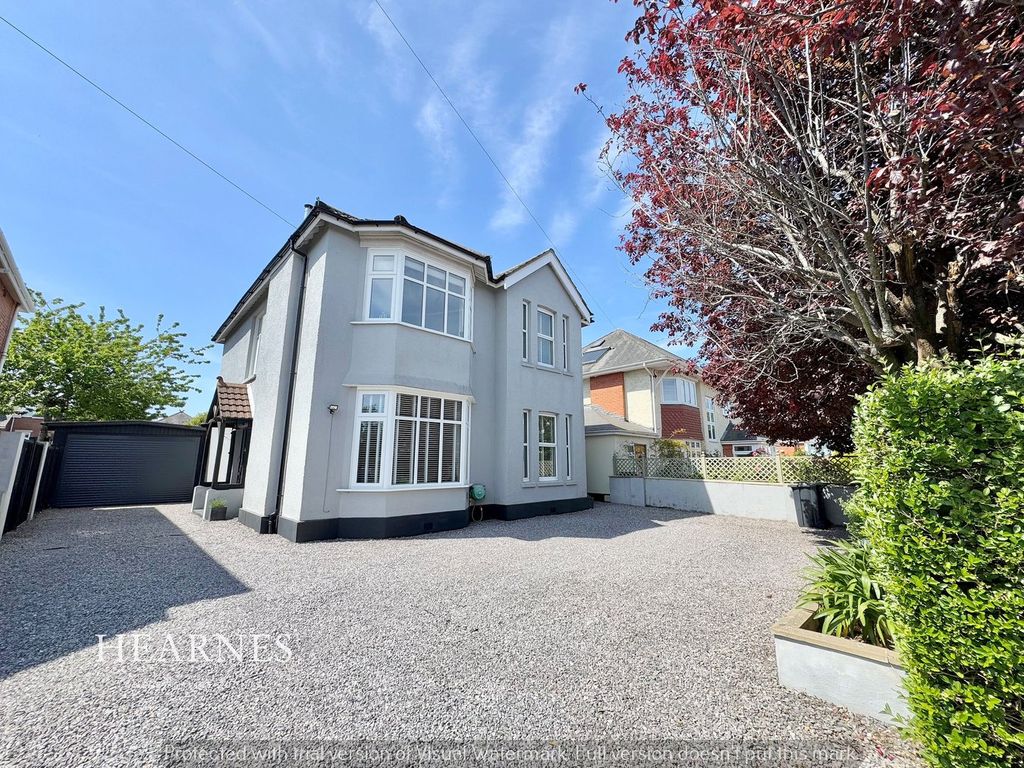 Property photo 1 of 35