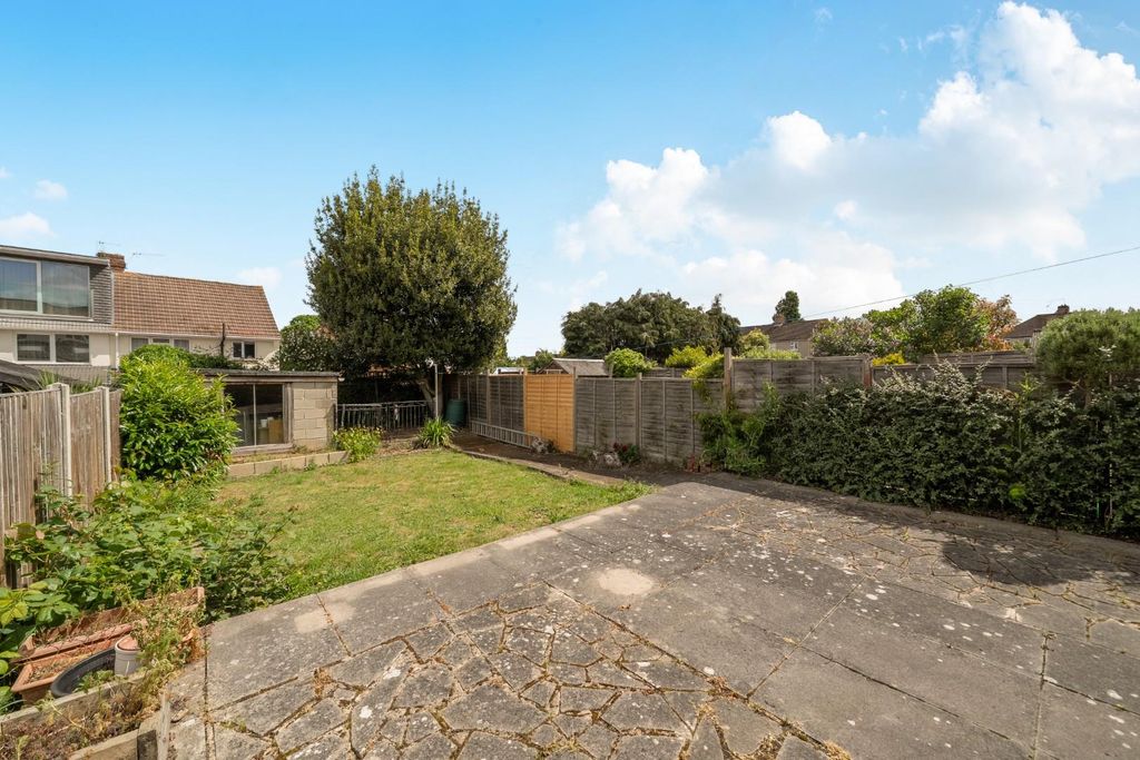 Property photo 3 of 13
