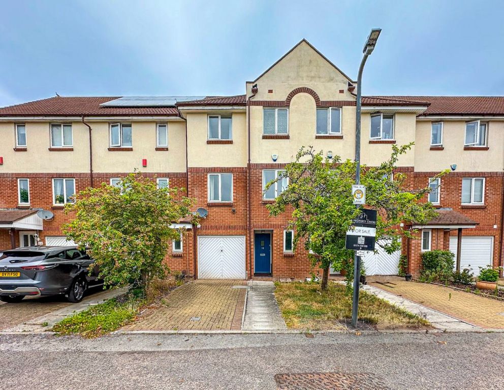 Property photo 1 of 27 4067900