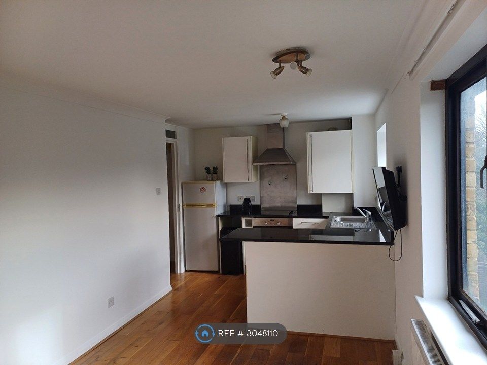 Property photo 3 of 9
