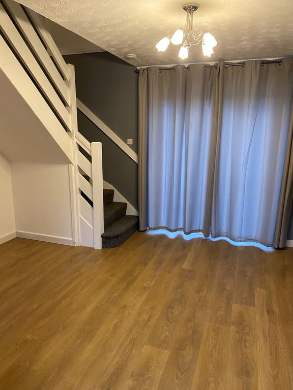 Property photo 3 of 4