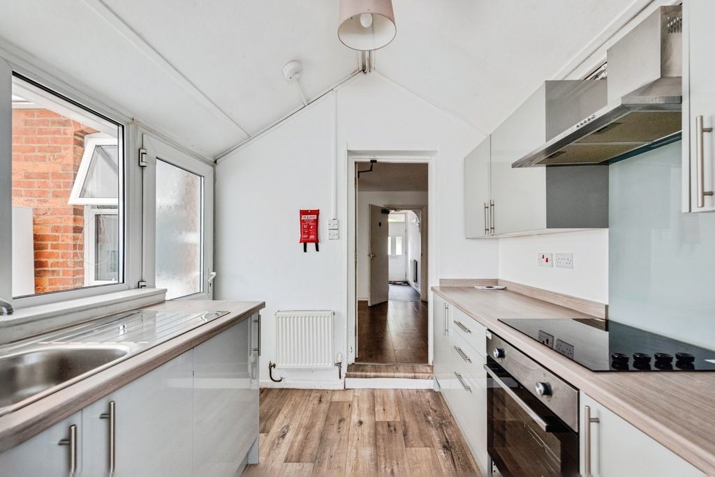 Property photo 2 of 14 Pbox-Img.Jpg