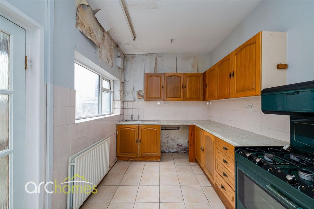 Property photo 3 of 18 Atherton-4.Jpg