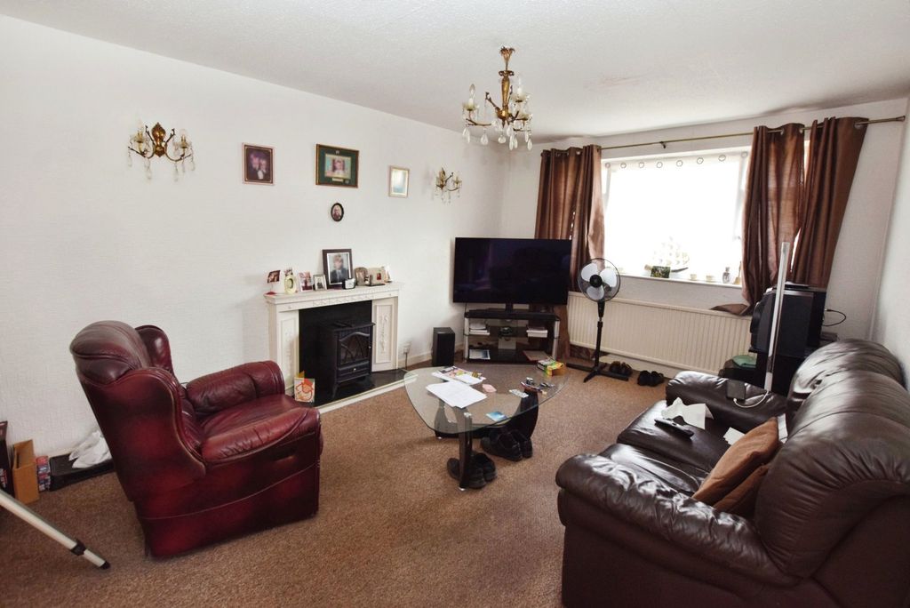 Property photo 3 of 5 Picture No. 09