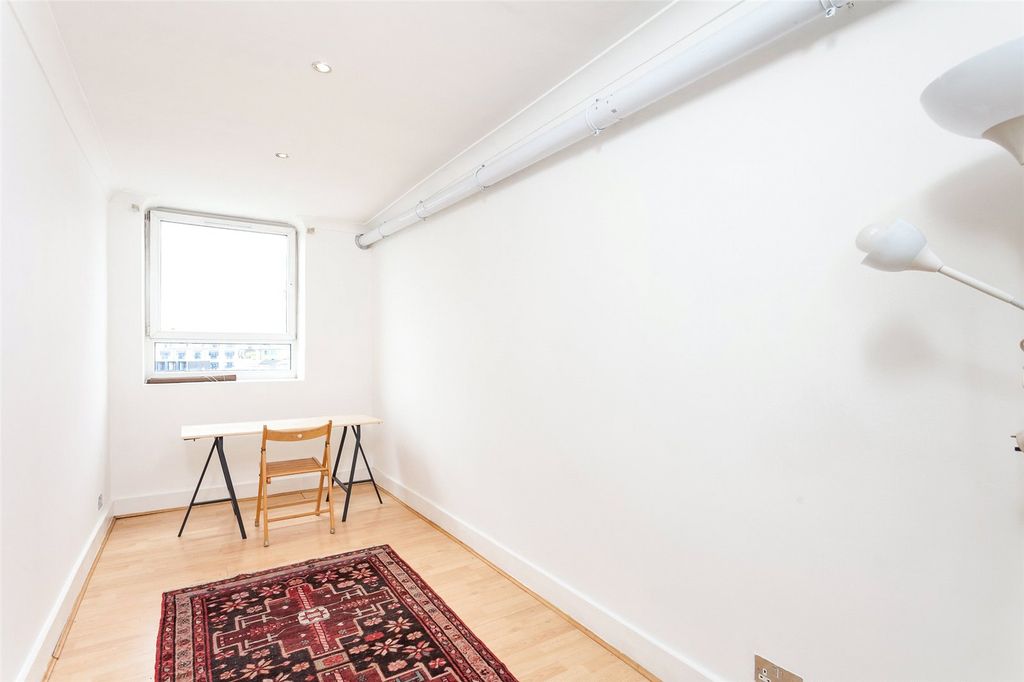 Property photo 2 of 6 Picture No. 01