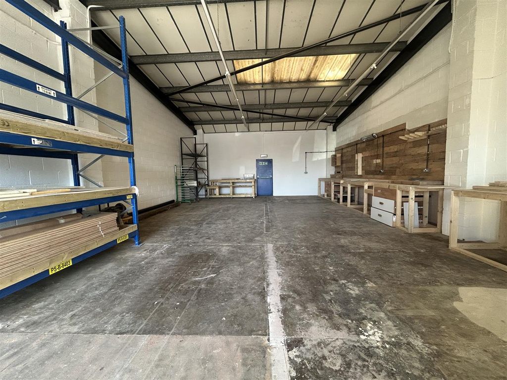 Property photo 2 of 8 Img_2398.Jpeg