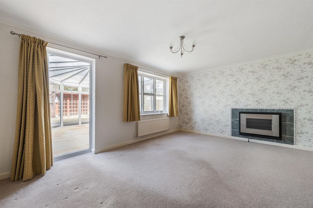 Property photo 3 of 21 Ph26_6487285 Copy.Jpg