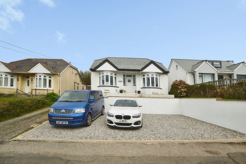 Property photo 1 of 11 Pbox-Img.Jpg