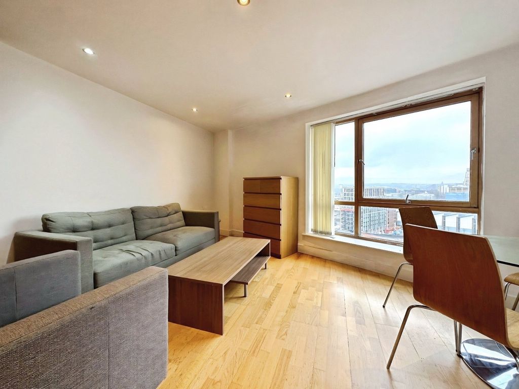 Property photo 2 of 9 Picture No. 26