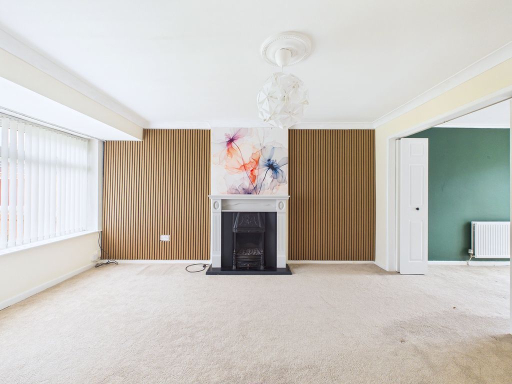 Property photo 3 of 31