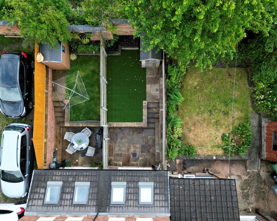 Property photo 3 of 18
