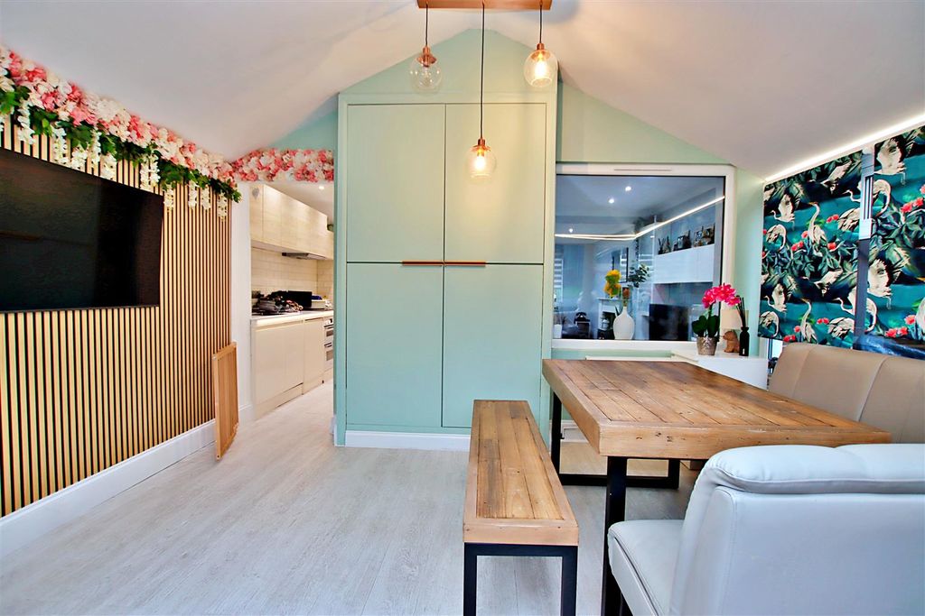 Property photo 3 of 22 Img_8741.Jpg