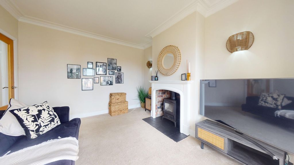 Property photo 3 of 55 4435025