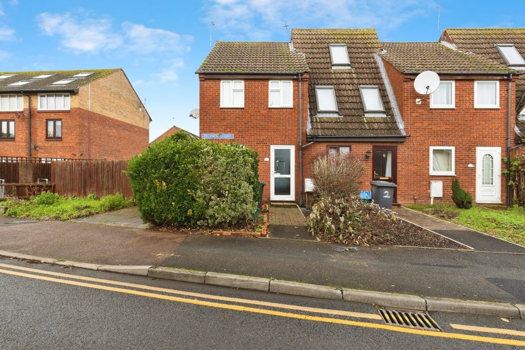 Property photo 1 of 8 Front View