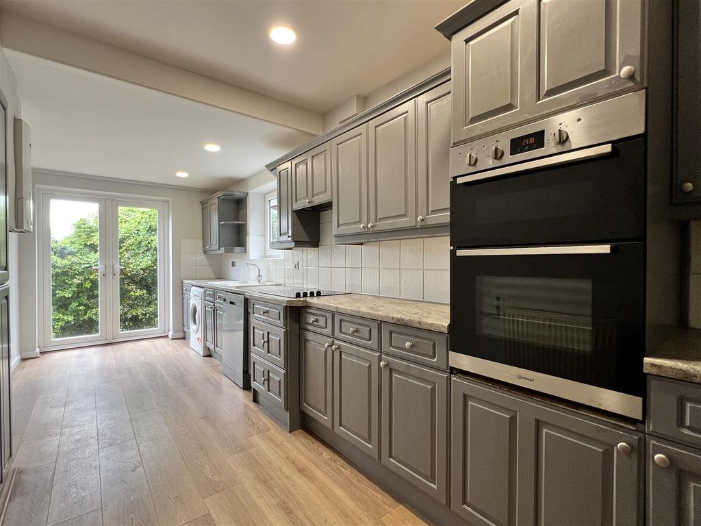 Property photo 2 of 15 Img_2602.Jpeg