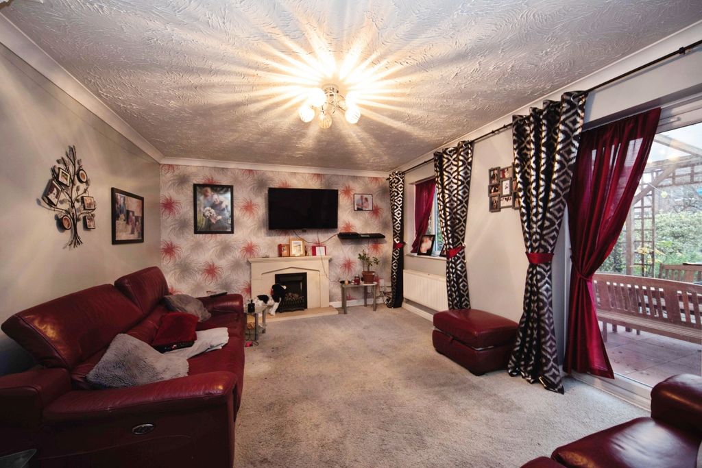 Property photo 2 of 20 Dsc_1596