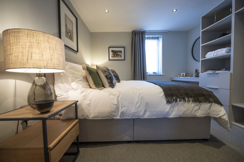 Property photo 3 of 9 Apt-1-Depotbed-Ensuite-002-Min-Scaled