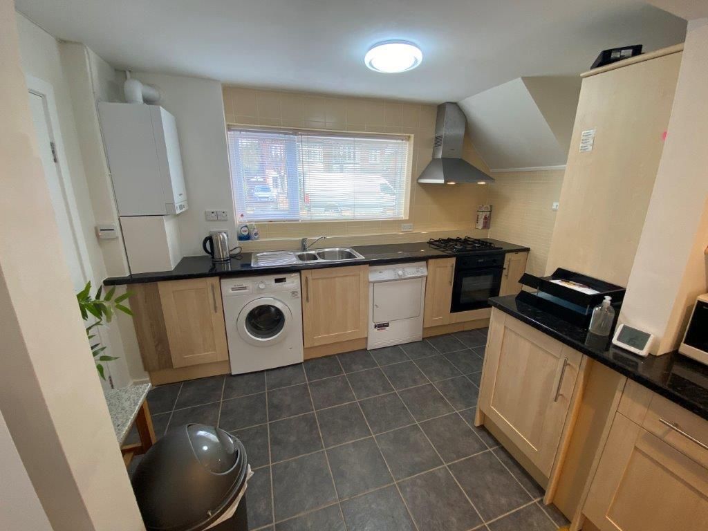 Property photo 2 of 22 (Main)