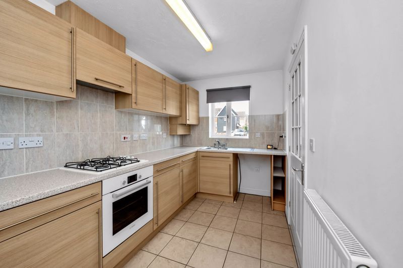 Property photo 3 of 14 Kitchen