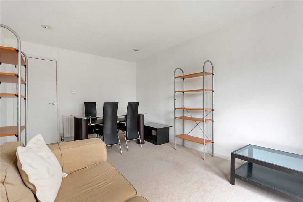 Property photo 2 of 12 Picture No. 04