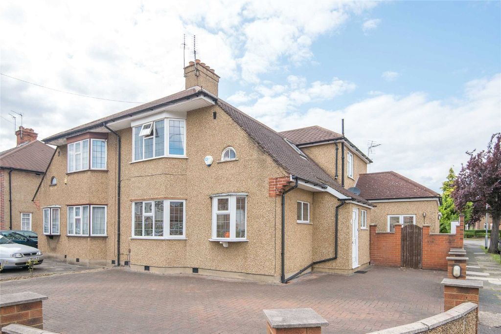 Property photo 1 of 10 External