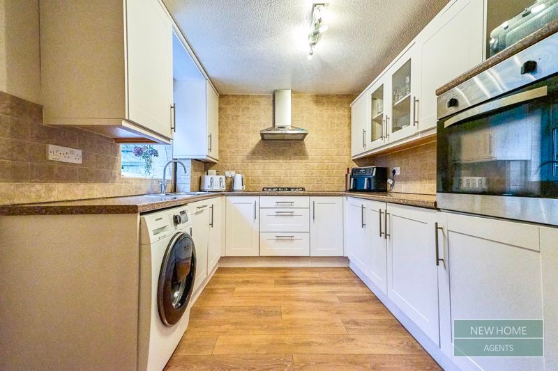 Property photo 2 of 12 Photo 9