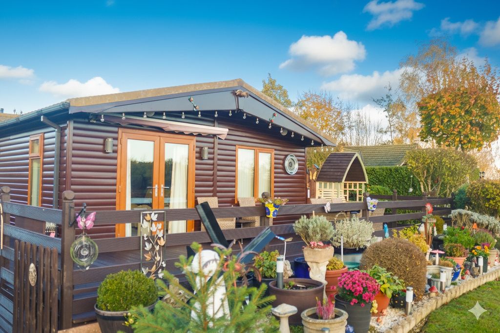 Property photo 1 of 23 Front