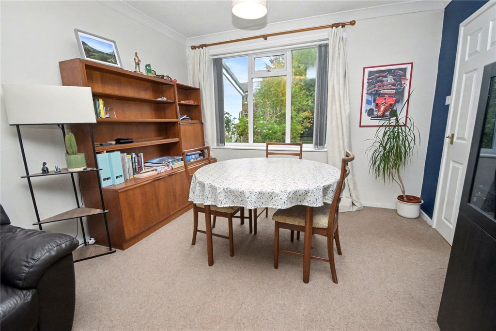 Property photo 3 of 10 Picture No. 06