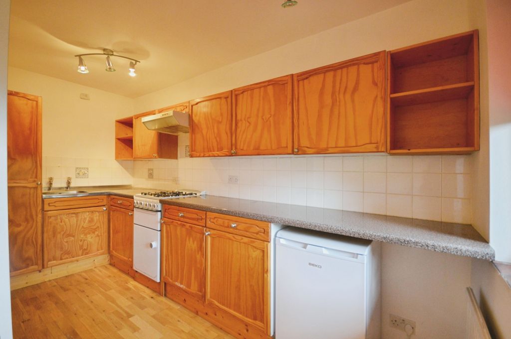 Property photo 2 of 4