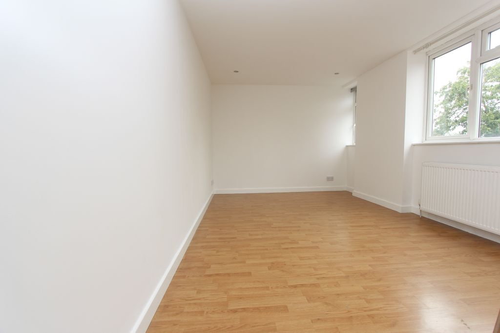 Property photo 1 of 5 Img_9079