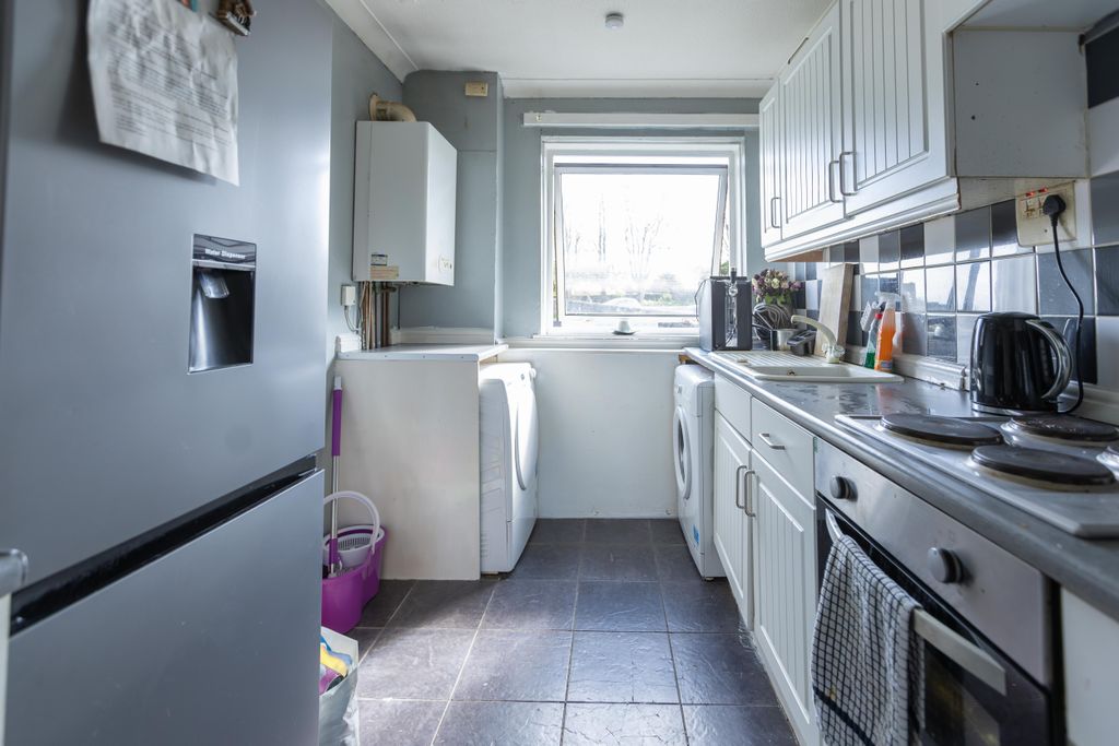 Additional image 5 of 2 bed flat for saleEllerslie Street, Johnstone PA5