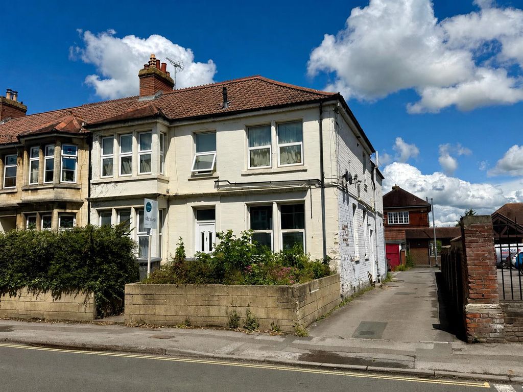 Property photo 1 of 9 Original-E942Db4B-9Eec-4Daf-A7E4-Adce651E9C97.Jpeg