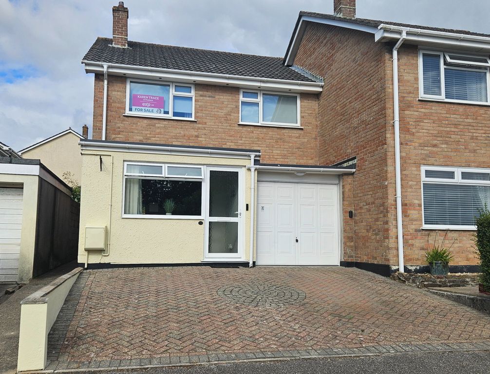 3 bed semi-detached house for saleChyandor Close, St. Blazey, Par PL24
