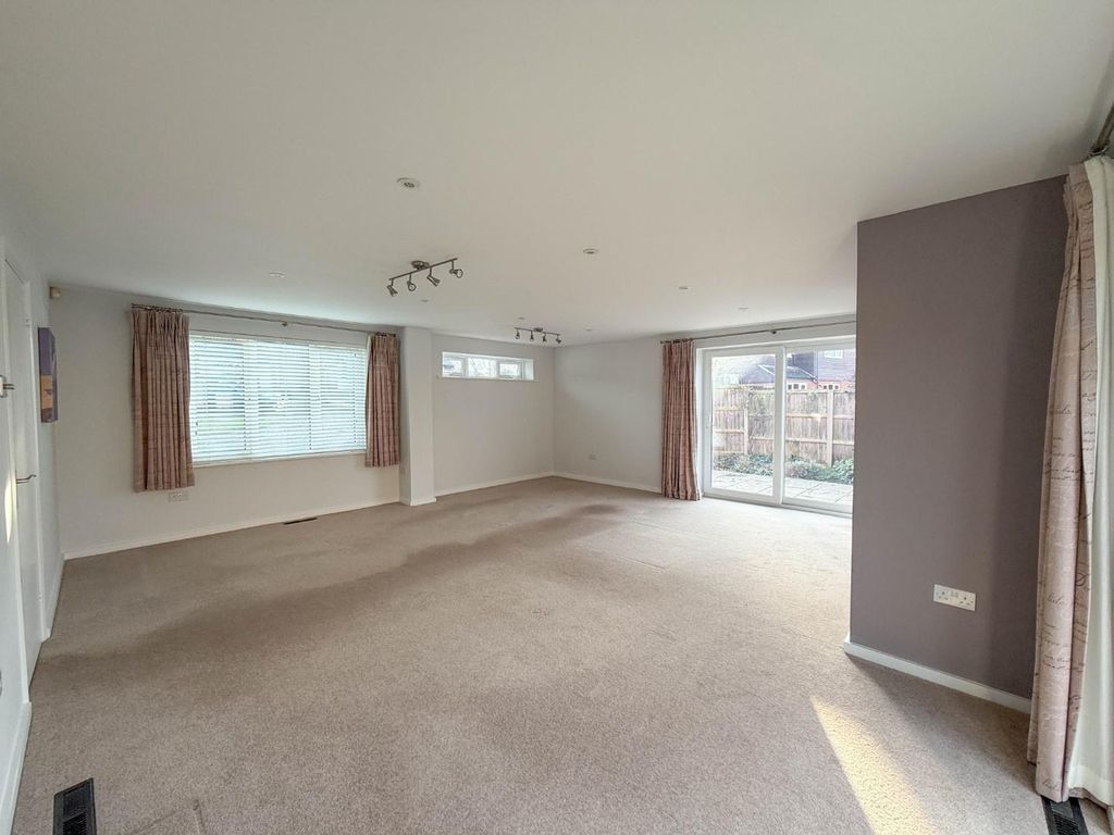 Property photo 3 of 15 Img_6950.Jpg