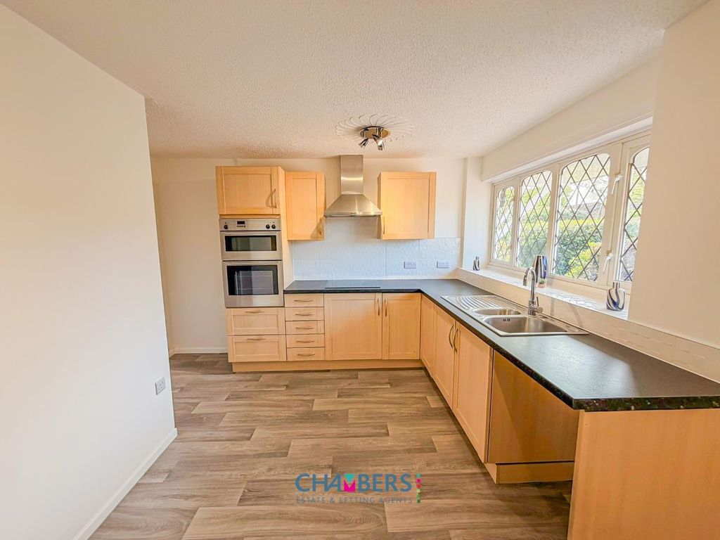 Property photo 3 of 14 Harbell Walk -3.Jpg