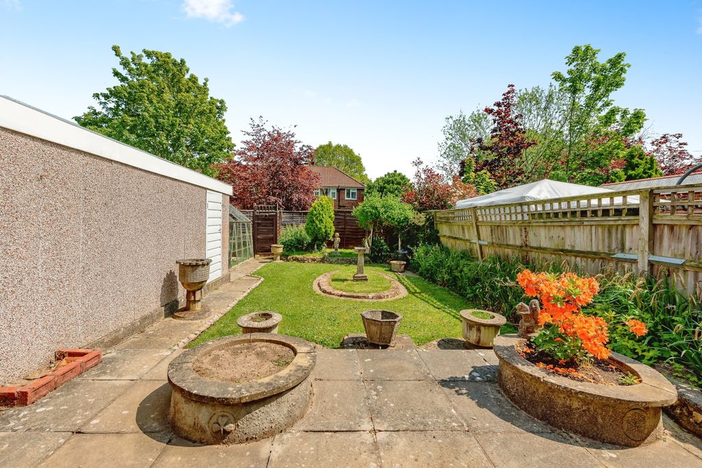 Property photo 2 of 15
