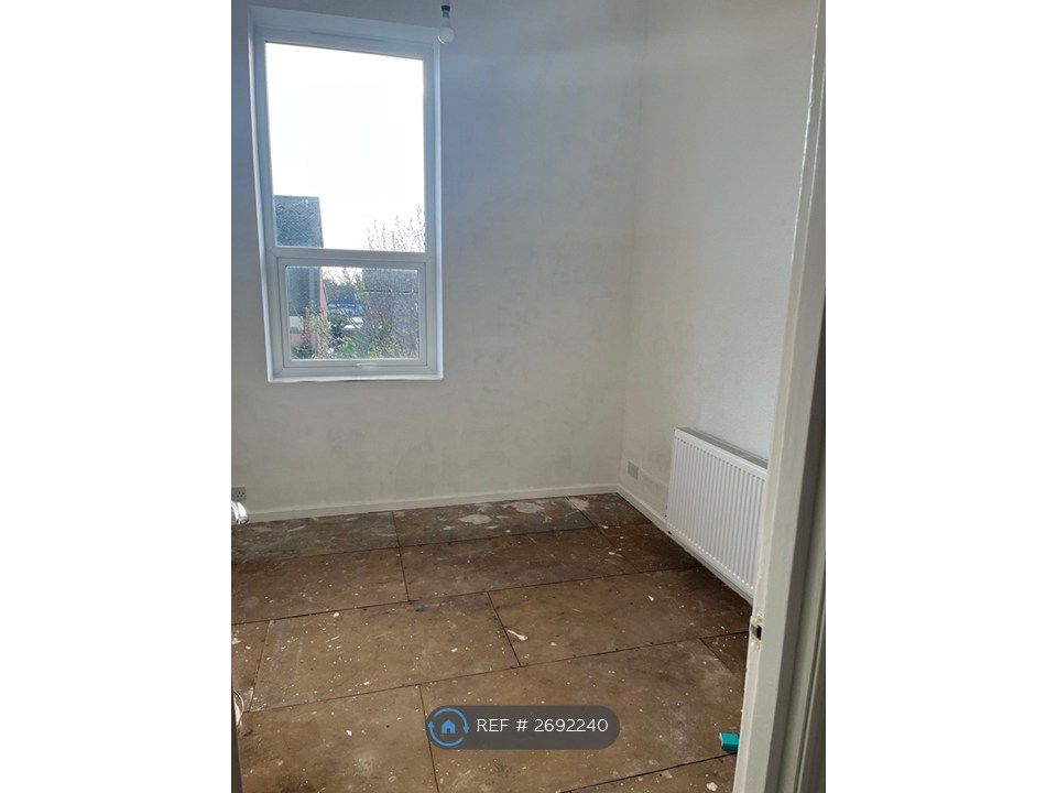 Property photo 2 of 3