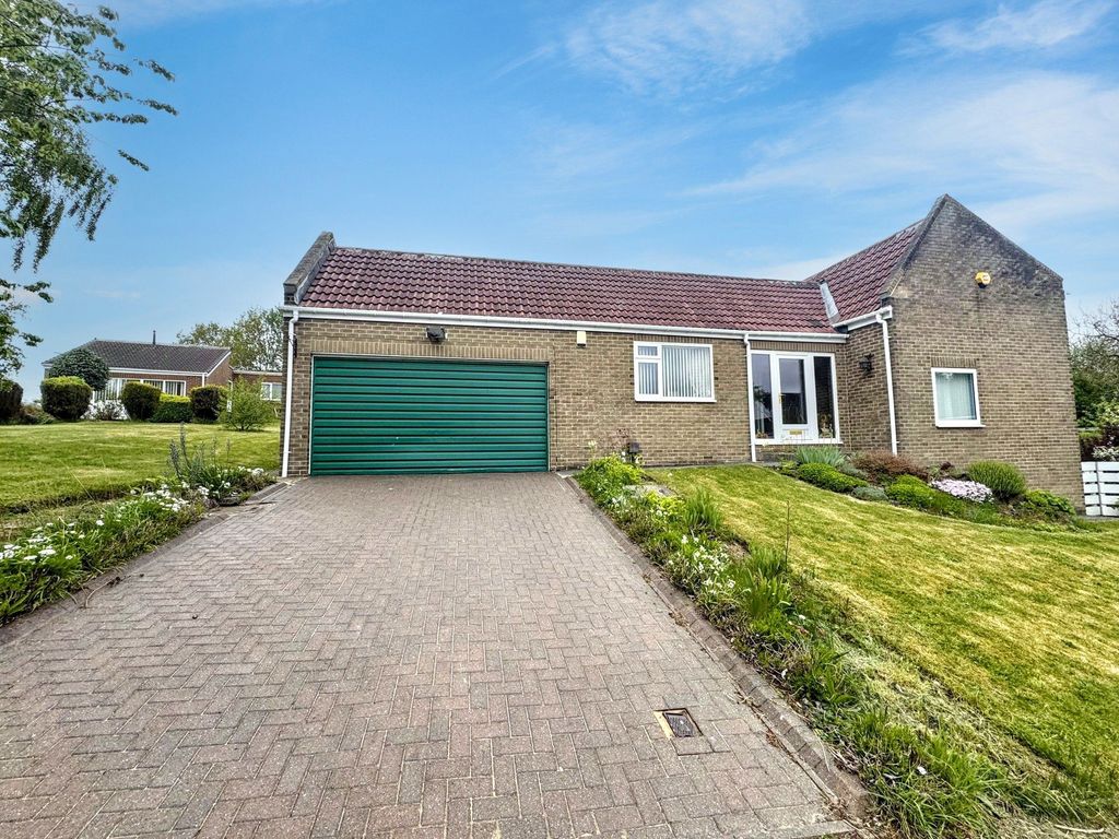 Property photo 1 of 33