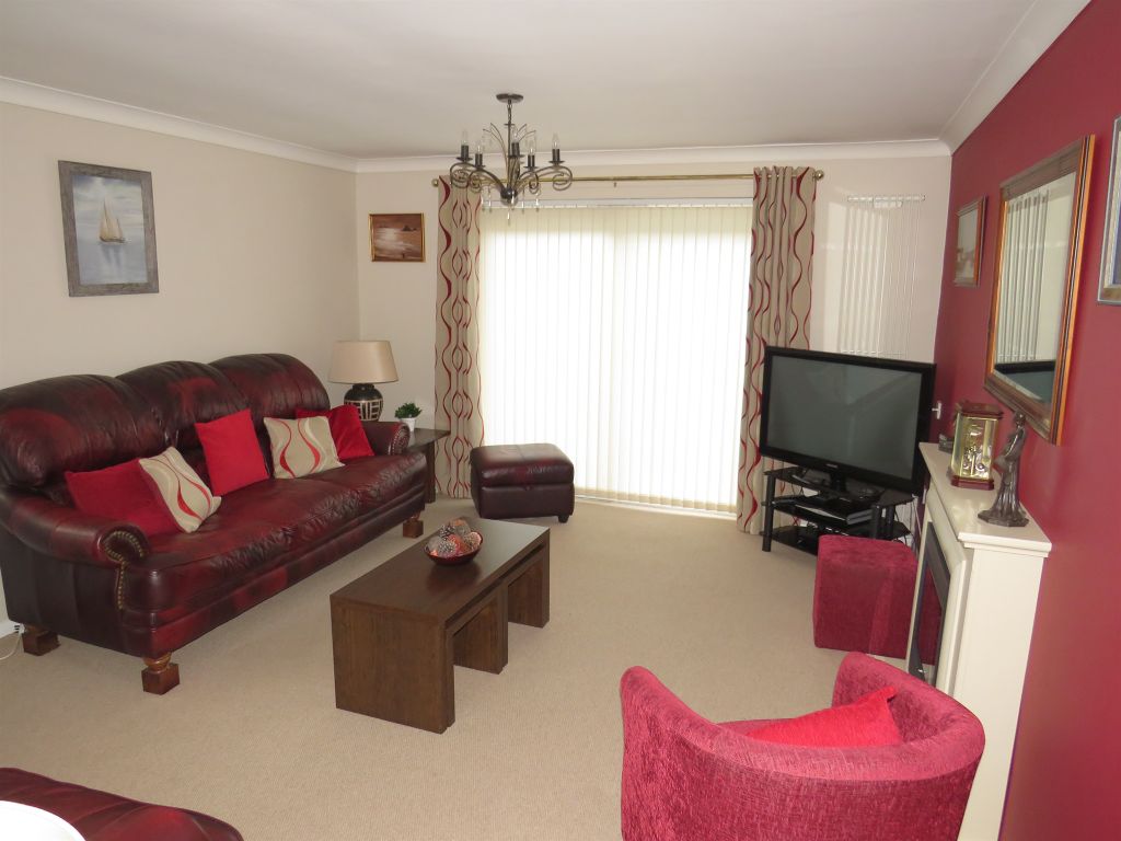 Property photo 3 of 18