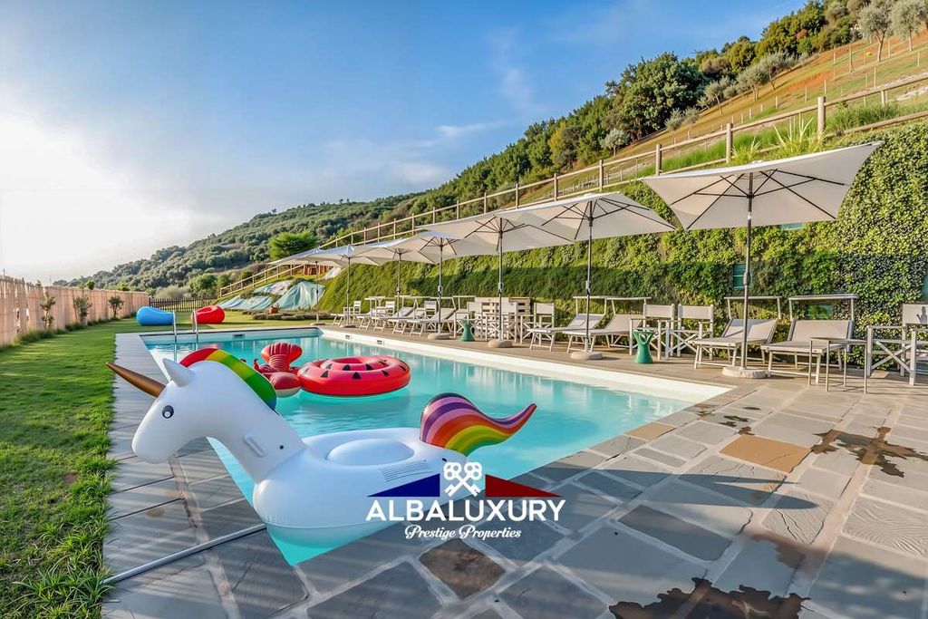 Property photo 3 of 49