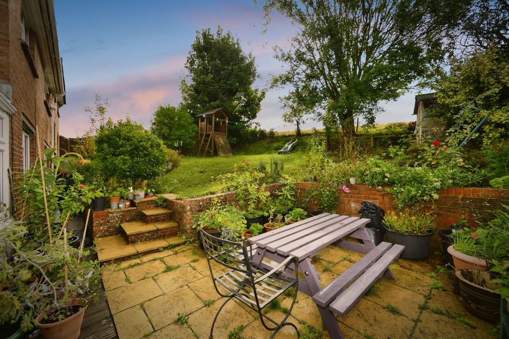 Property photo 3 of 22