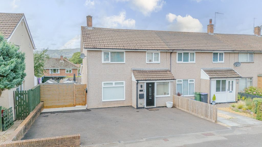 Property photo 1 of 30