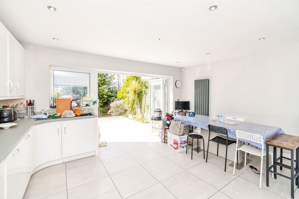 Property photo 2 of 13 Pbox-Img.Jpg