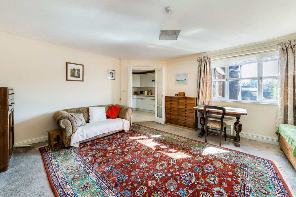 Property photo 3 of 14