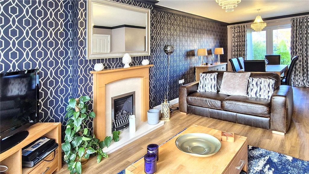 Property photo 3 of 23 Picture No. 19