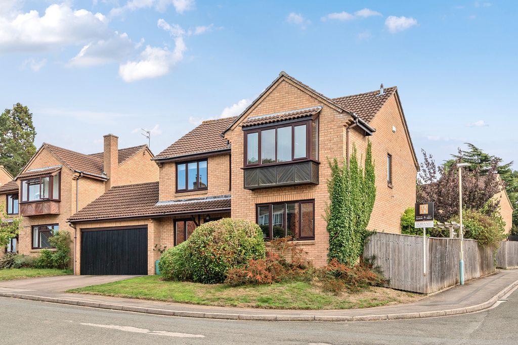 Property photo 1 of 19