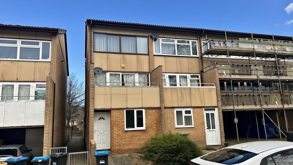 Property photo 1 of 2