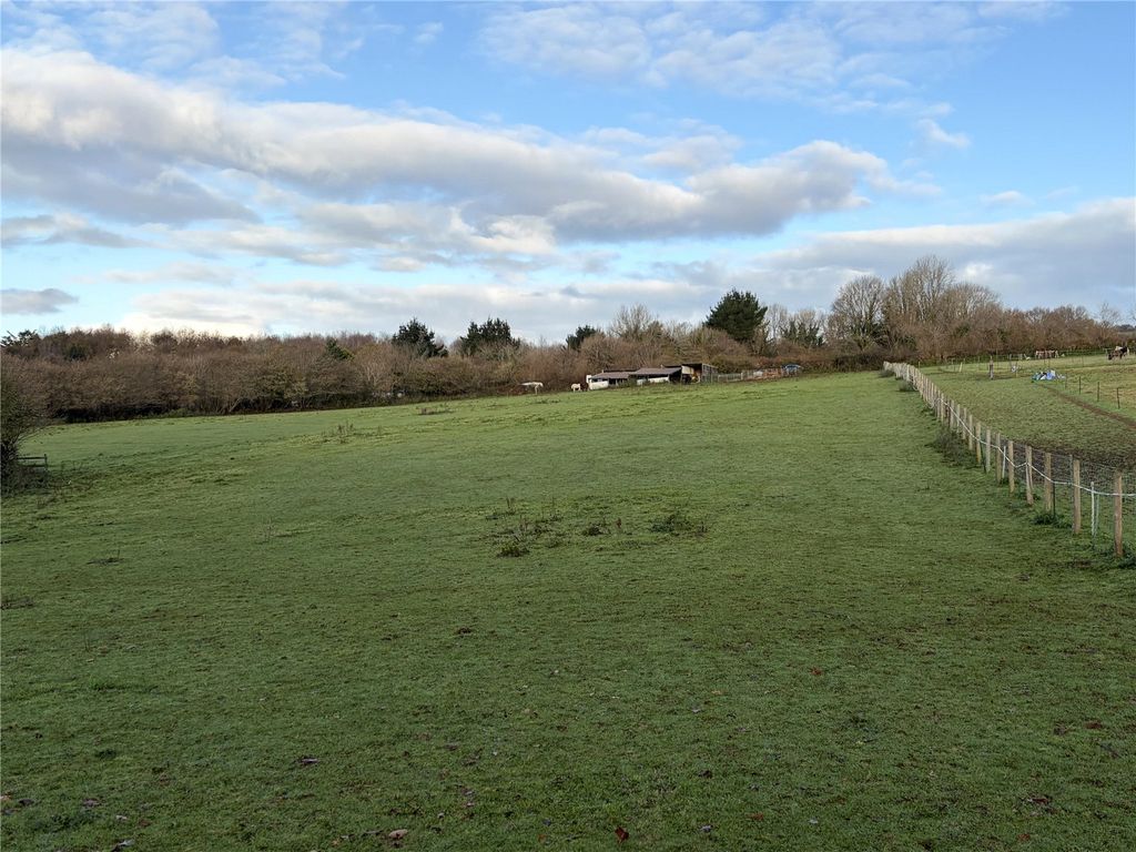 Property photo 1 of 8 Picture No. 01