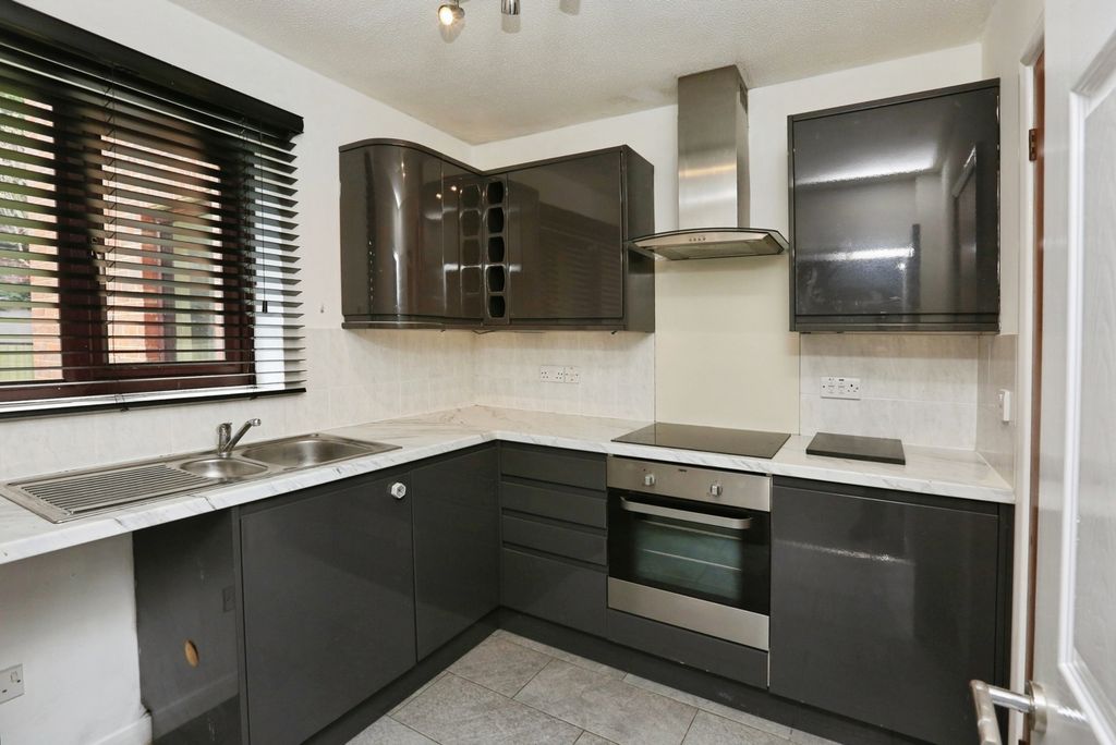 Property photo 2 of 13 Pbox-Img.Jpg